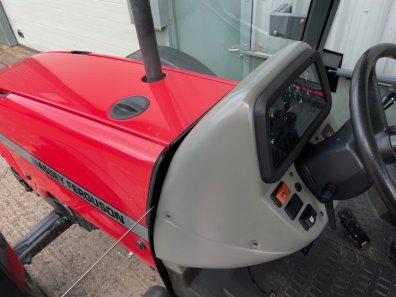 Massey Ferguson 4270