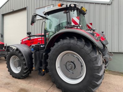 Massey Ferguson 8740S