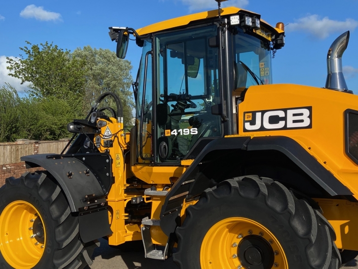 JCB 419S