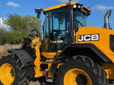 JCB 419S