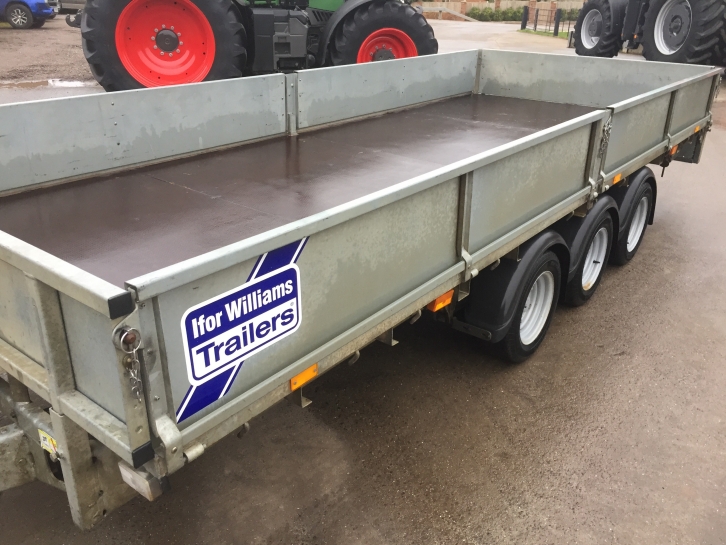 Ifor Williams LM166 flat bed trailer