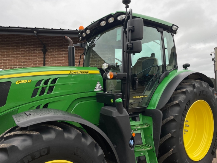 John Deere 6155R