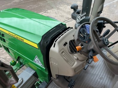 John Deere 6155R