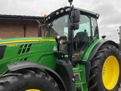 John Deere 6155R