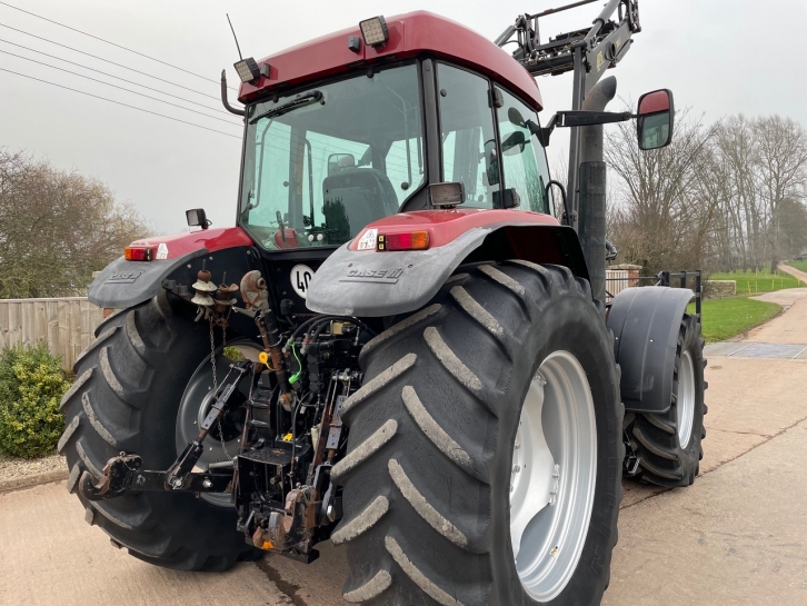 Case MX135