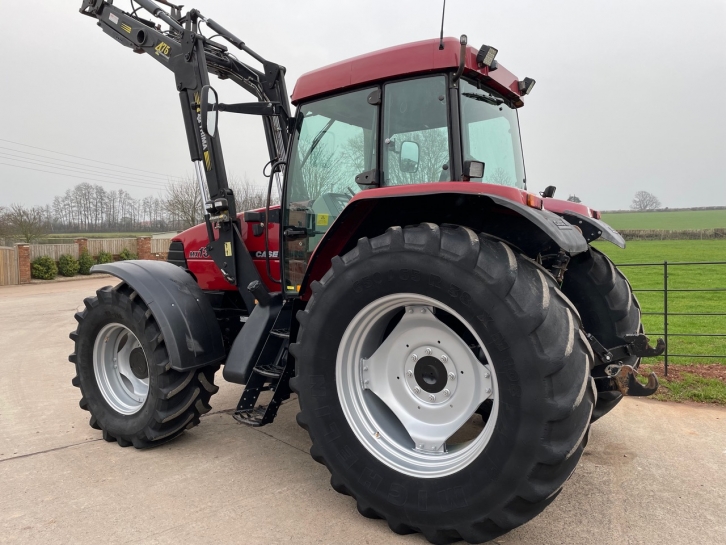 Case MX135