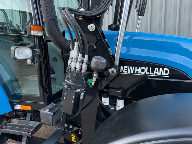 New Holland 8360