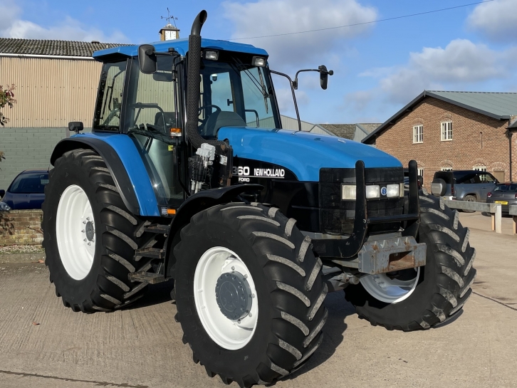 New Holland 8360