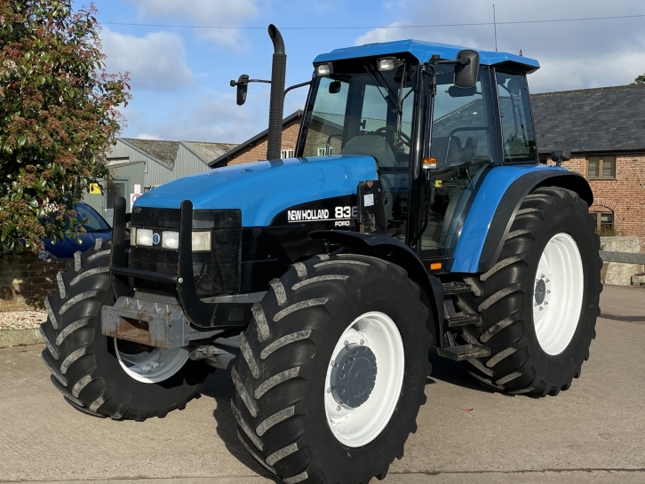 New Holland 8360