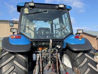 New Holland 8360