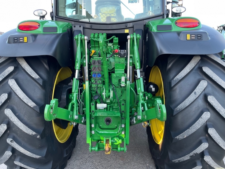 John Deere 6155R