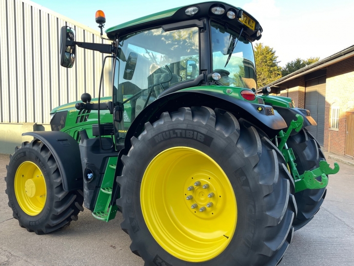 John Deere 6155R