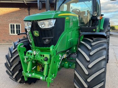 John Deere 6155R