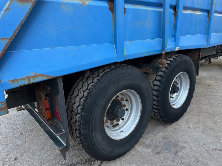 Smyth 18 Ton silage trailer