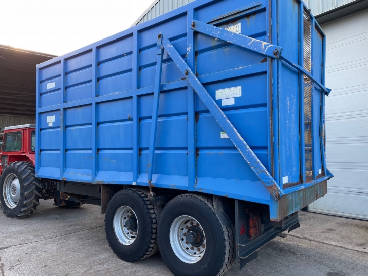 Smyth 18 Ton silage trailer