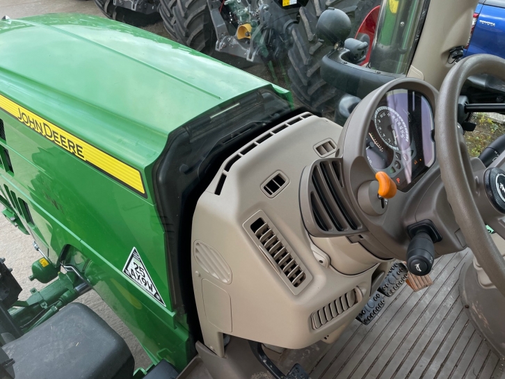 John Deere 6195R Ultimate Edition