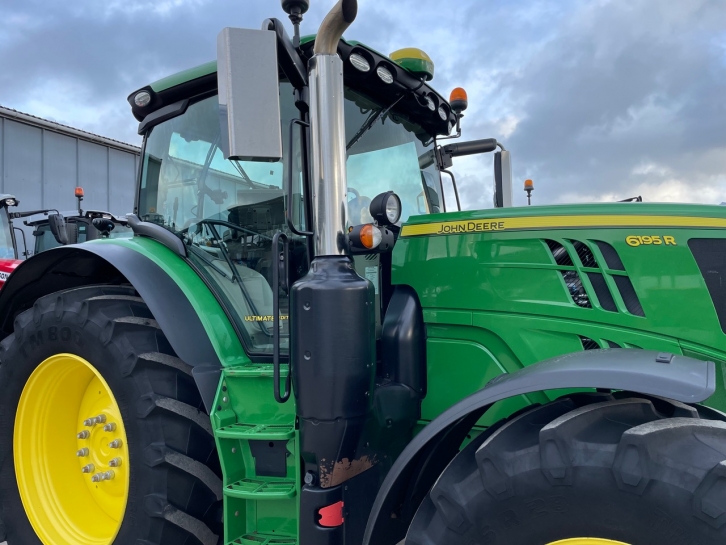 John Deere 6195R Ultimate Edition