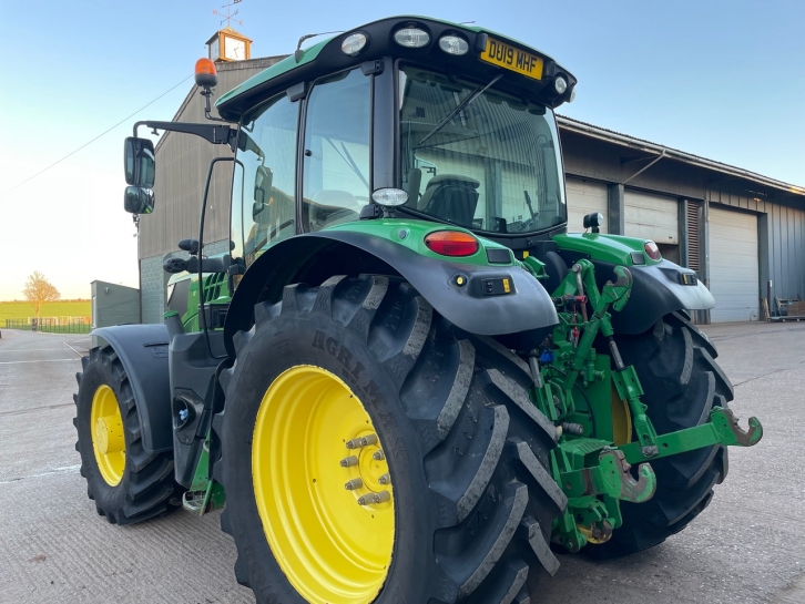 John Deere 6155R