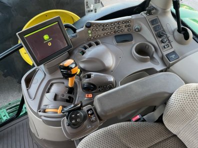 John Deere 6155R