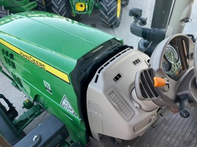 John Deere 6155R