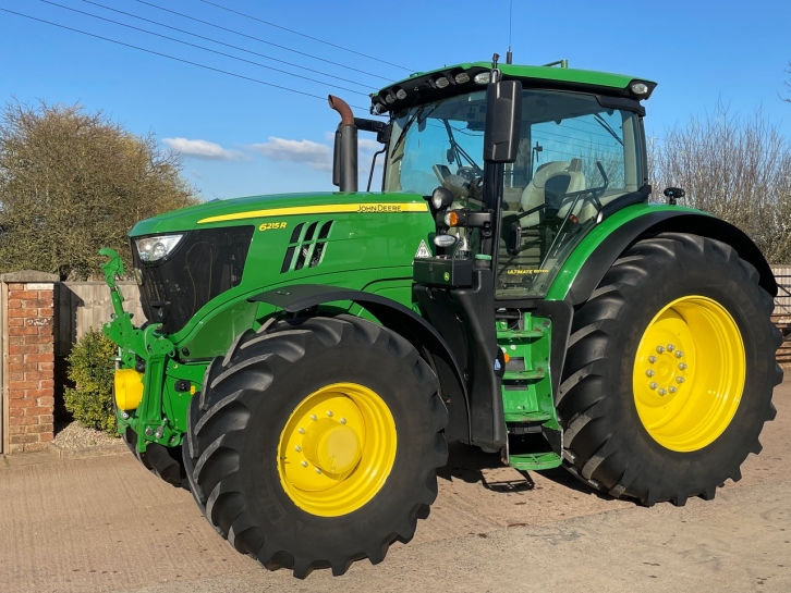 John Deere 6215R Ultimate Edition