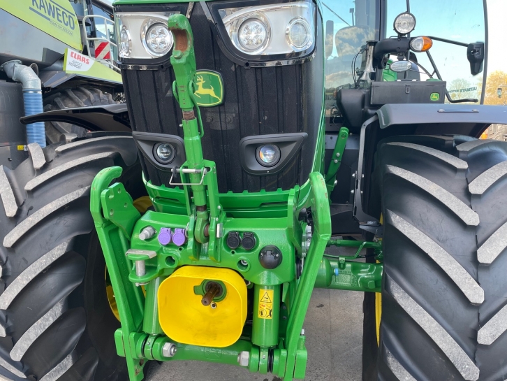 John Deere 6215R Ultimate Edition