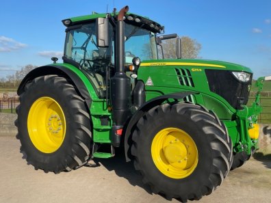 John Deere 6215R Ultimate Edition