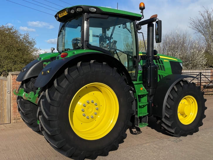 John Deere 6195R Ultimate Edition