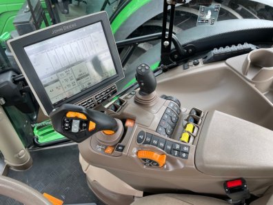 John Deere 6195R Ultimate Edition