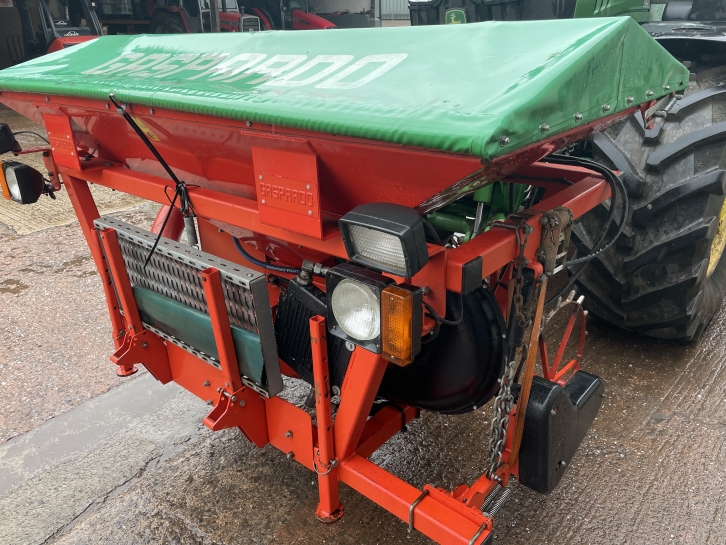Gaspardo 8 row maize drill