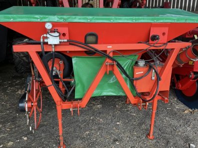 Gaspardo 8 row maize drill