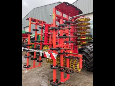 Guttler 4 metre front press
