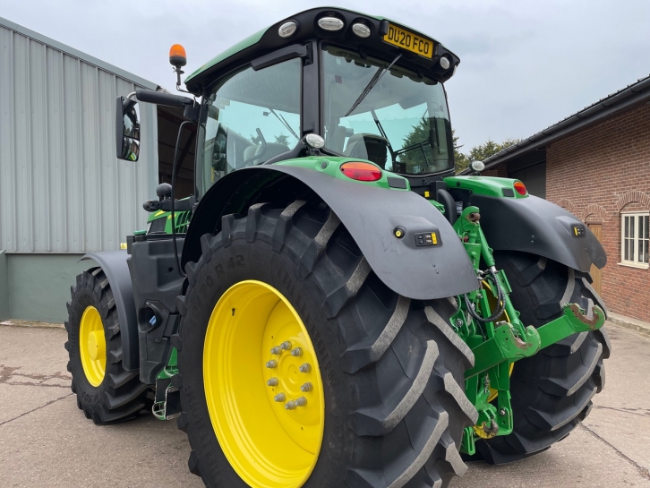 John Deere 6195R Ultimate Edition