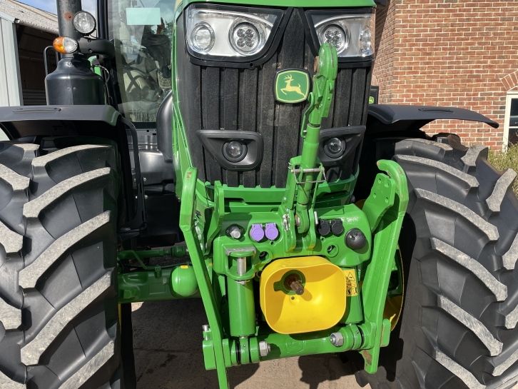 John Deere 6195R Ultimate Edition