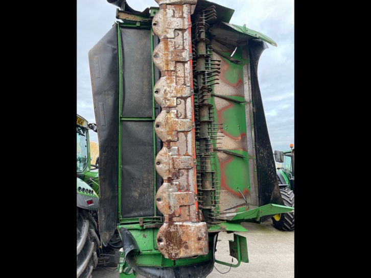 John Deere R950R butterfly   F310R front mowers