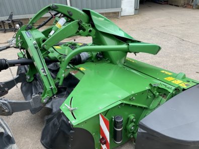 John Deere R950R butterfly   F310R front mowers