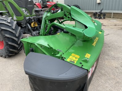John Deere R950R butterfly   F310R front mowers
