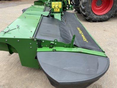 John Deere R950R butterfly   F310R front mowers