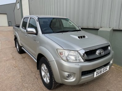 Toyota Hi-Lux Invincible 3.0LT Diesel