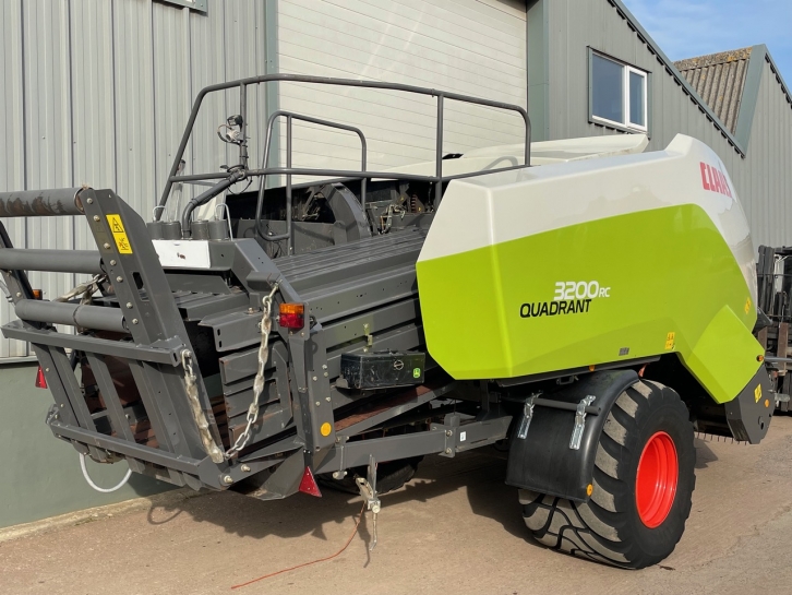 Claas Quadrant 3200 Rotocut big baler