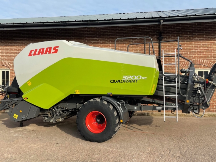 Claas Quadrant 3200 Rotocut big baler