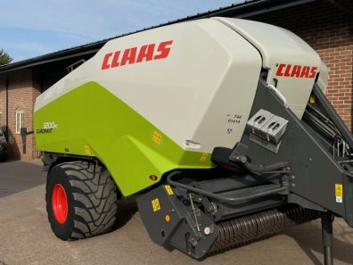 Claas Quadrant 3200 Rotocut big baler