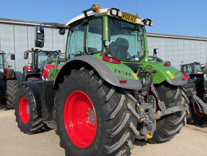 Fendt 724 Profi-Plus