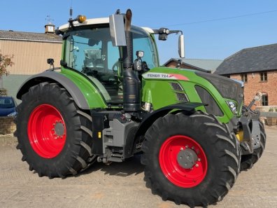Fendt 724 Profi-Plus