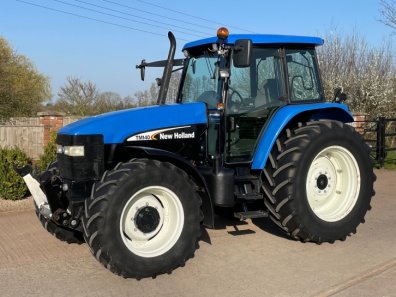 New Holland TM140