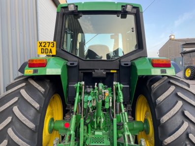 John Deere 6510