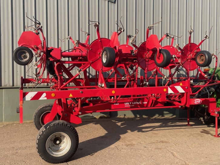 Lely Lotus 1020 Profi tedder