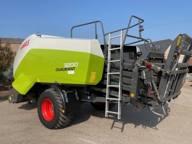 Claas Quadrant 3200 Rotofeed big baler