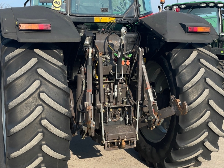 Massey Ferguson 8160