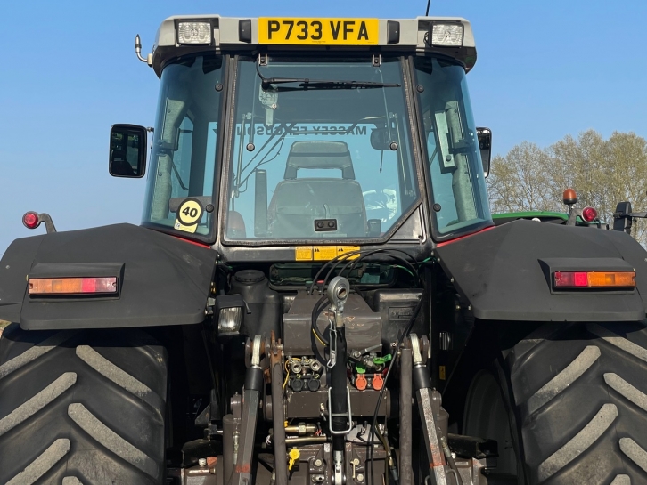 Massey Ferguson 8160